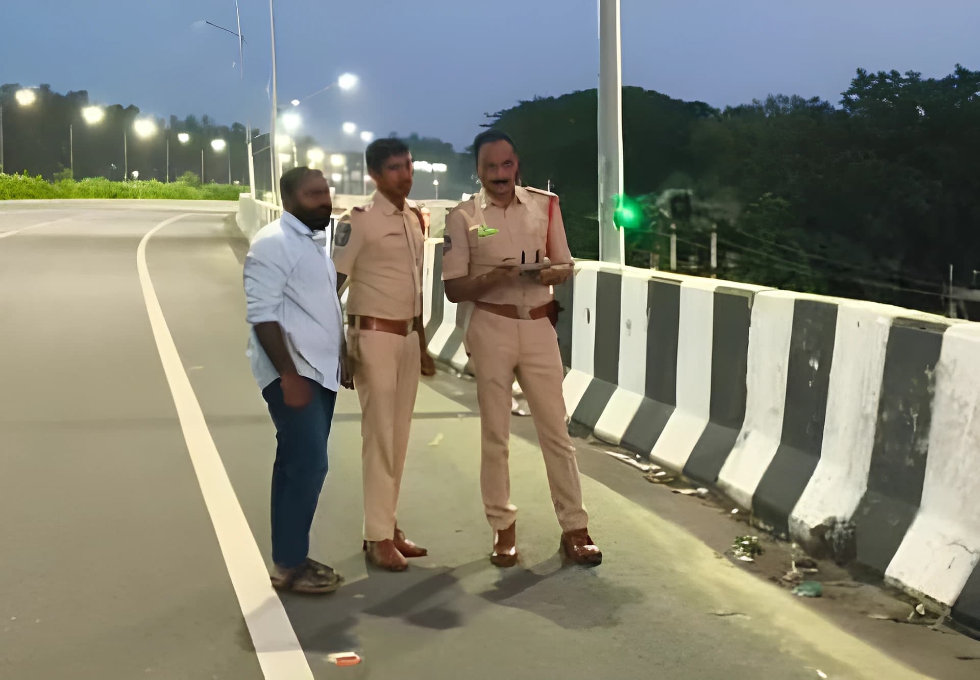 పోలీసుల బిగ్ ఆపరేషన్.. డ్రోన్తో స్పెషల్ పెట్రోలింగ్