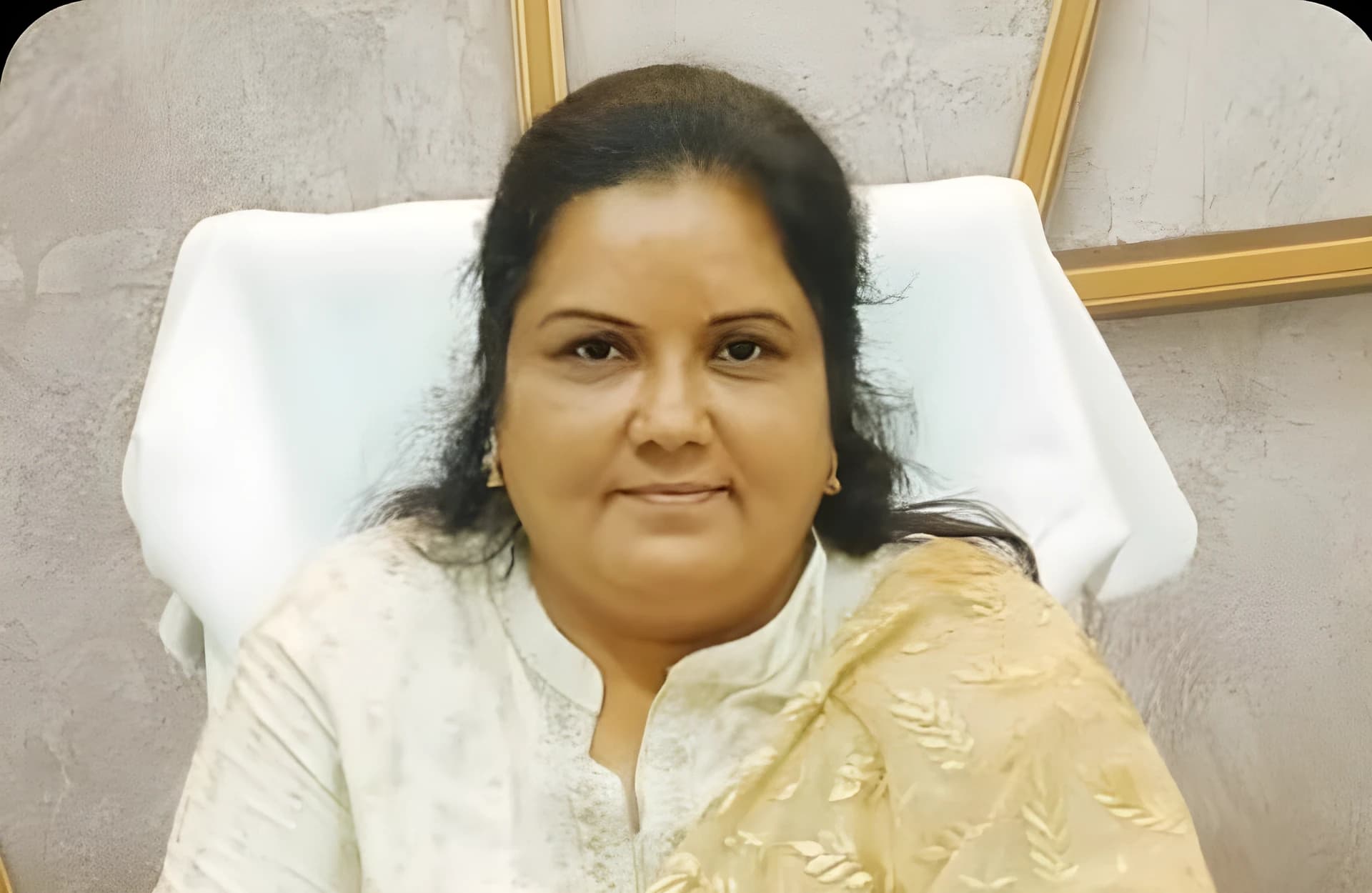 బీసీ మహిళలకు ఉచితంగా కుట్టు మిషన్లు