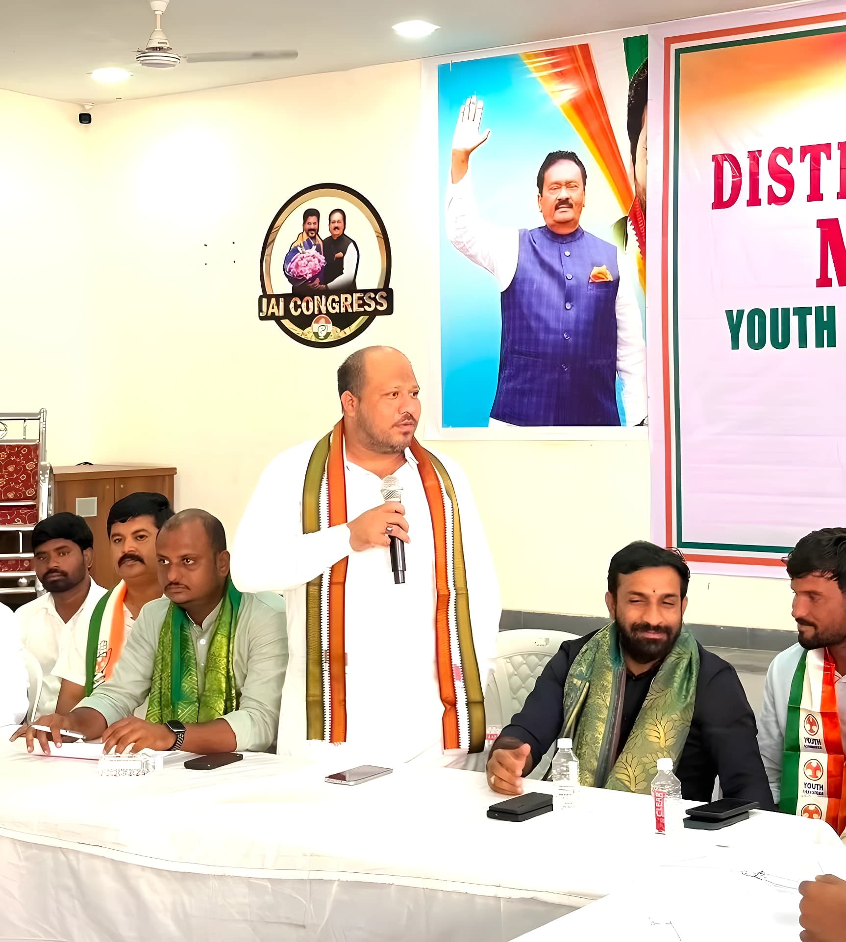 కామారెడ్డిలో యువజన కాంగ్రెస్ సమీక్ష సమావేశం