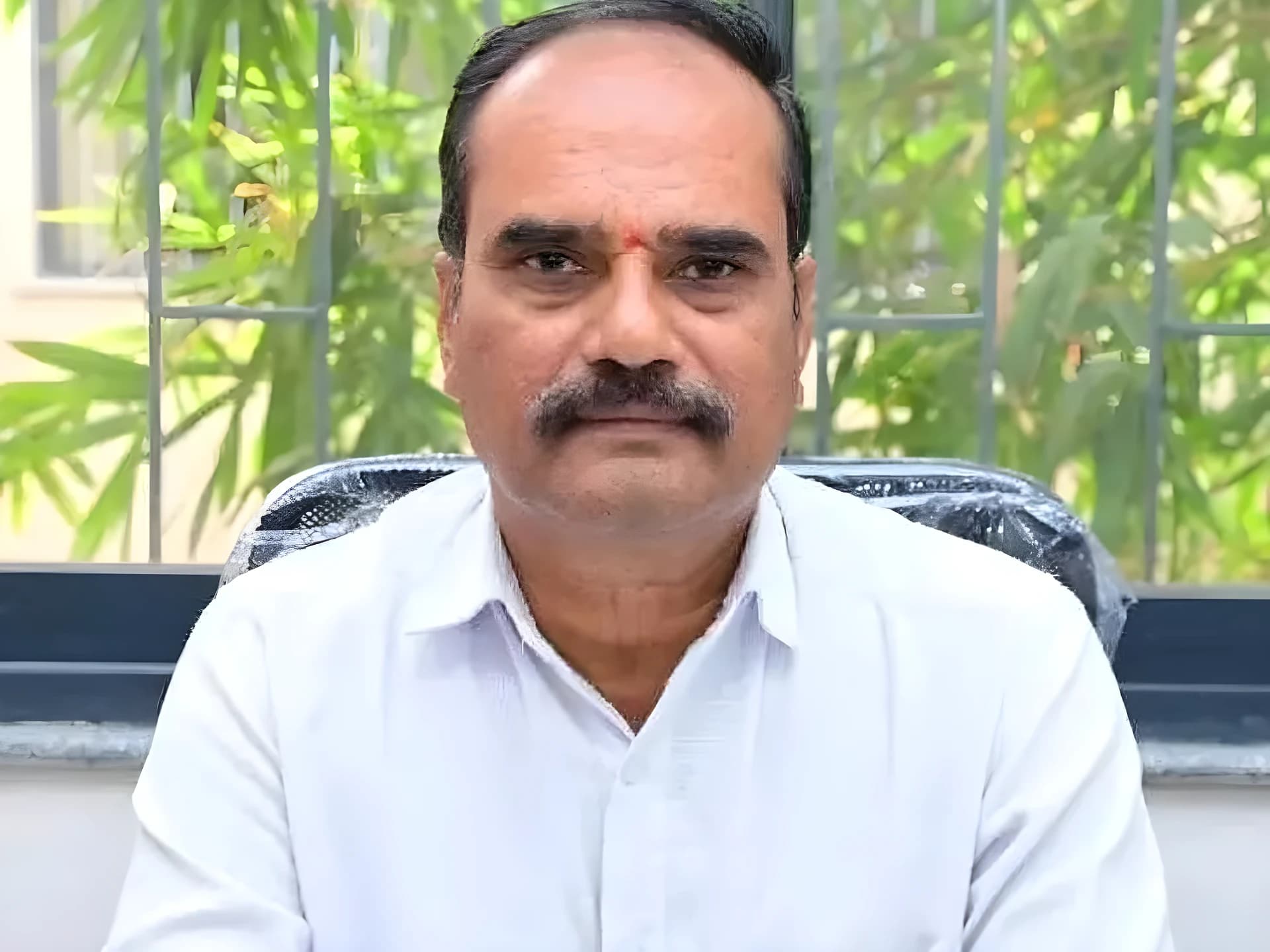ప్రత్యామ్నాయ పంటలతో సాగు మేలు: DAO