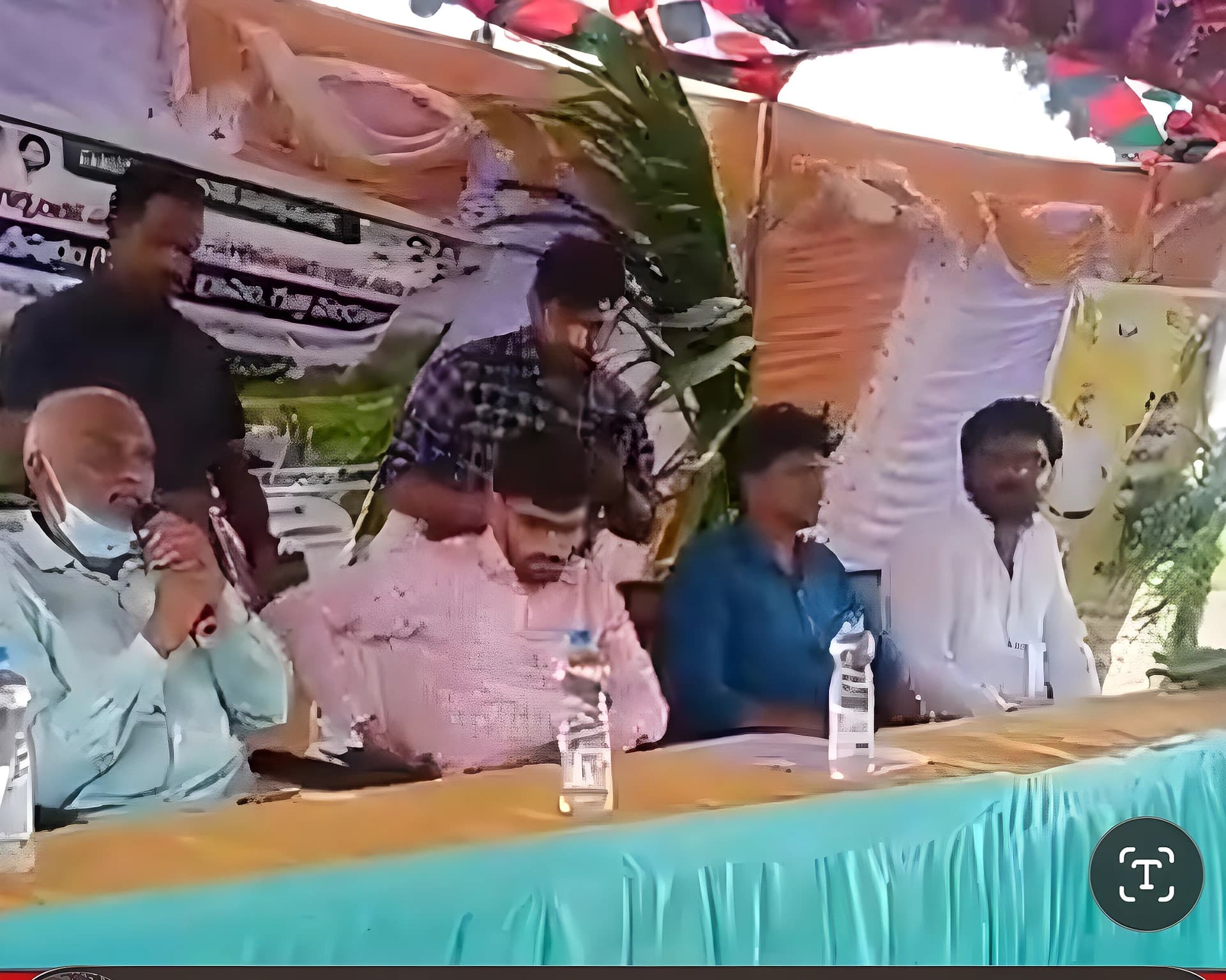 శ్రీపురం చెరువులో పశుగ్రాస సాగుకు శ్రీకారం..