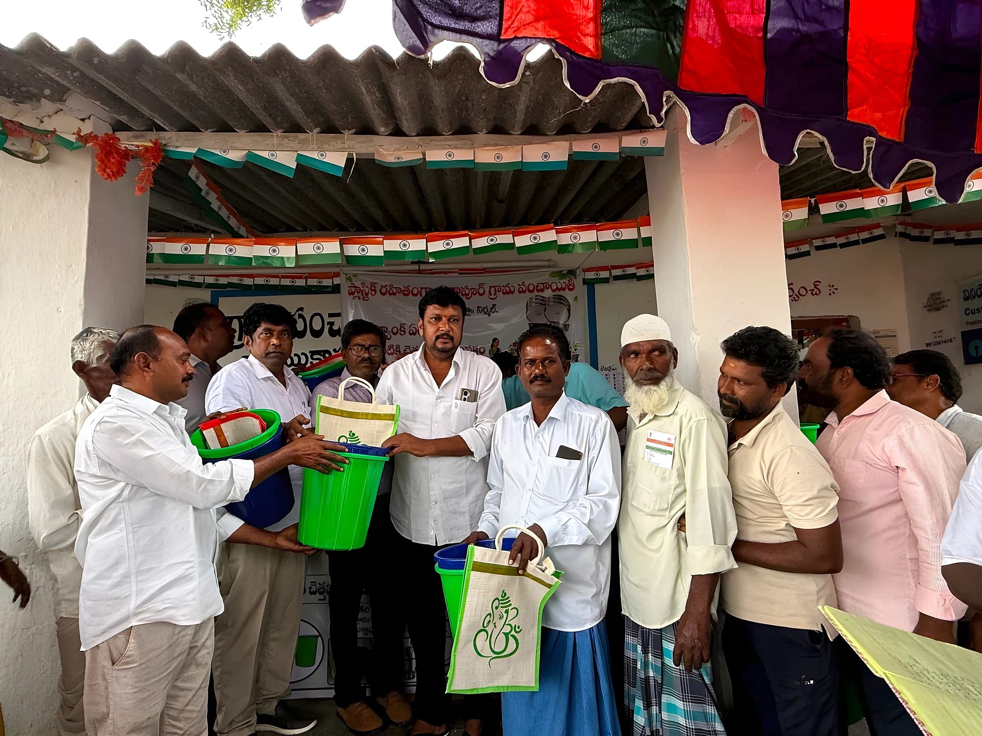 ప్లాస్టిక్కు చెక్.. ఉచితంగా స్టీల్ సామాన్లు!