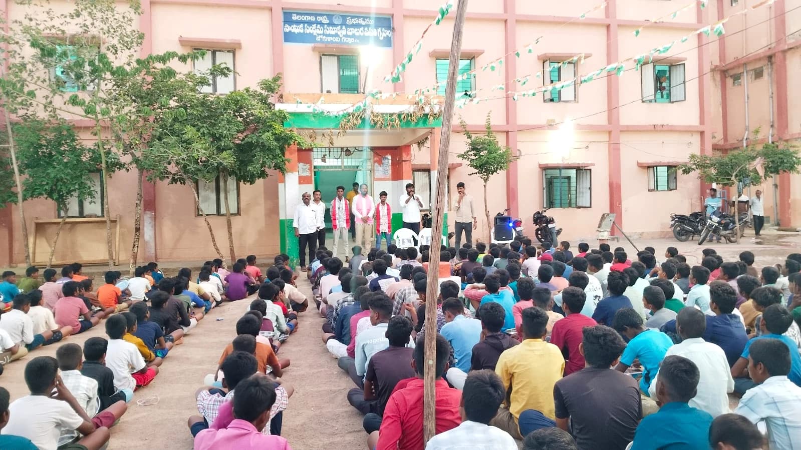 రూపారెడ్డి హత్యపై తీవ్ర ఆగ్రహం.. విద్యార్థి సంఘాల నివాళి